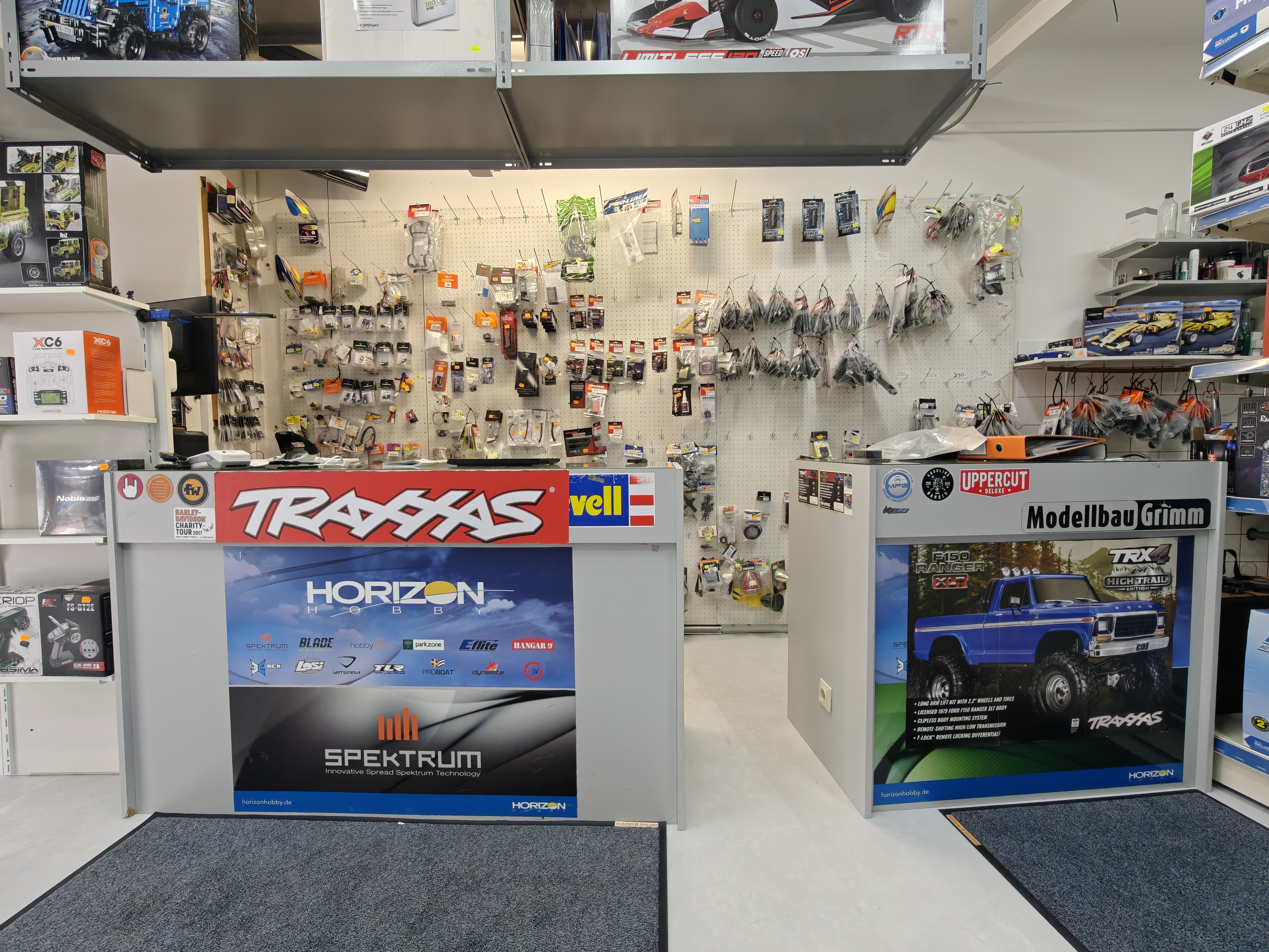 RC Modellbau Geschäft in Wiener Neustadt – große Auswahl an RC-Cars und Zubehör bei Modellbau Grimm