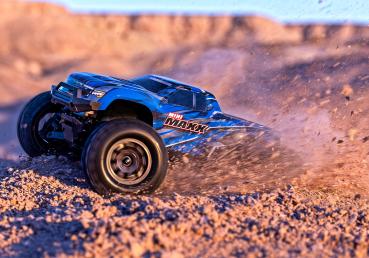 TRAXXAS MINI-MAXX 4WD BLAU BL-2S BRUSHLESS, HD-TEILE, MIT AKKU/LADER