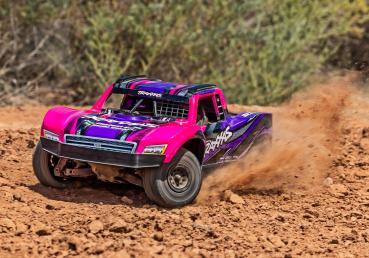TRAXXAS MINI-SLASH BL-2S 4X4 PINK 1/16 SHORT COURSE RTR BRUSHLESS, HD-TEILE, MIT 2S LIPO/LADER BULK-PROMO