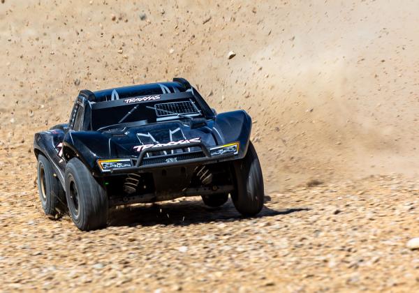 NEU TRAXXAS SLASH 1/10 4X4 SHORT-COURSE SCHWARZ RTR VX3 BRUSHLESS, HD