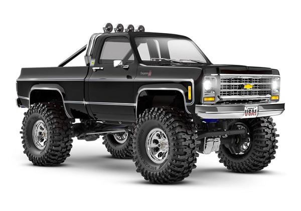 TRAXXAS TRX-4M CHEVY K10 4X4 LIFTED SCHWARZ 1/18 CRAWLER RTR BRUSHED, MIT AKKU UND USB LADEGERÄT