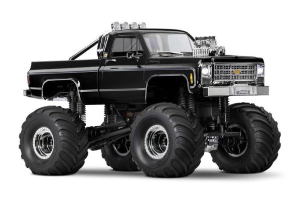 SLVR TRAXXAS TRX-4MT CHEVY K10 4X4 SCHWARZ 1/18 MONSTER-TRUC BRUSHED, MIT AKKU UND USB LADEGERÄT