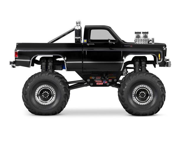SLVR TRAXXAS TRX-4MT CHEVY K10 4X4 SCHWARZ 1/18 MONSTER-TRUC BRUSHED, MIT AKKU UND USB LADEGERÄT