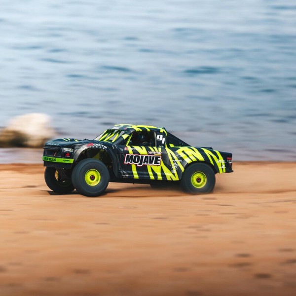 1/7 MOJAVE 6S V2 4WD BLX Desert Truck with Spektrum Firma RTR, Green/Black