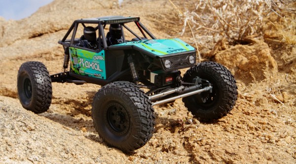 AXIAL CAPRA 1.9 ELEKTRO BRUSHED CRAWLER 4WD 1:10 RTR GRÜN
